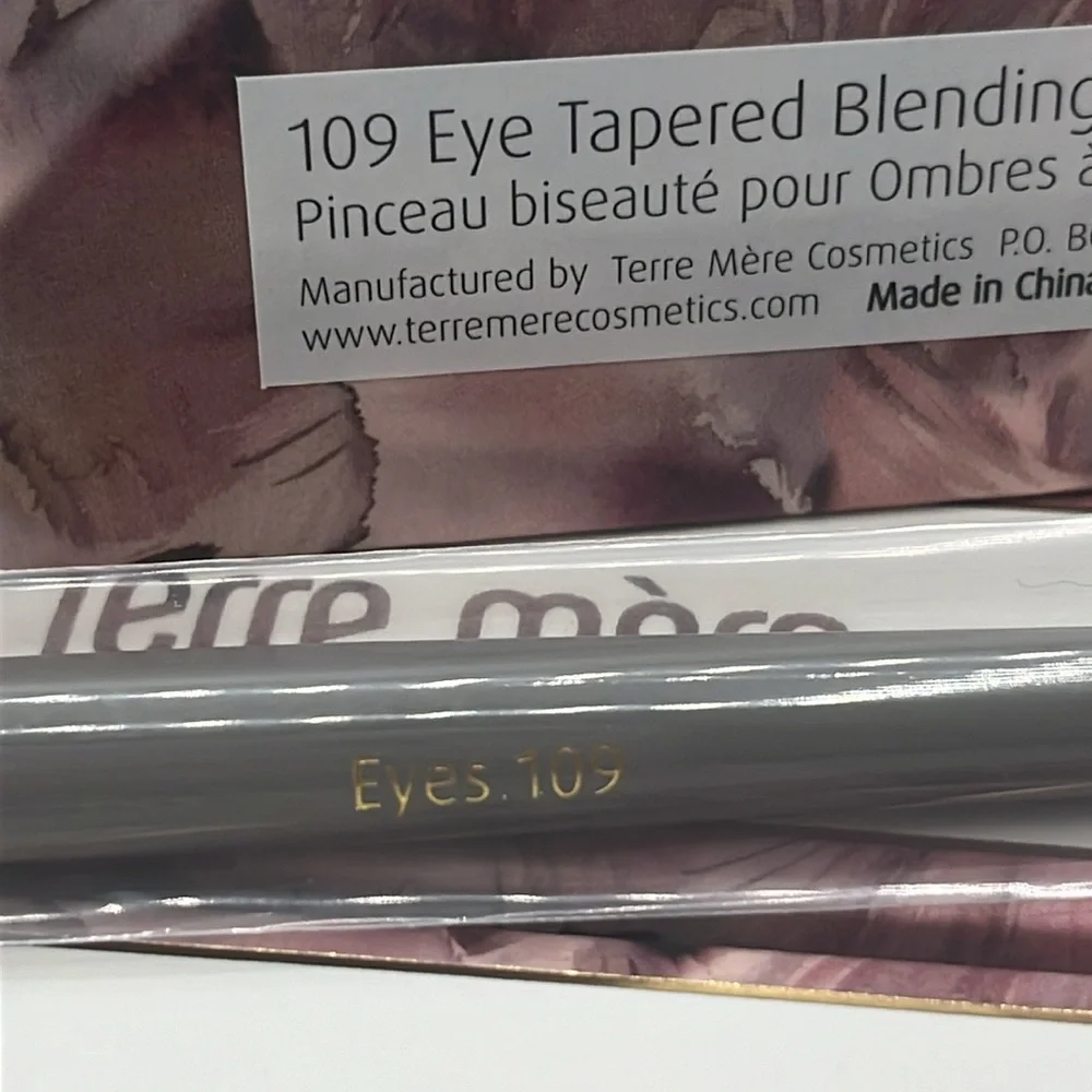 Terre Mere Advance Contour & Highlight Brush set